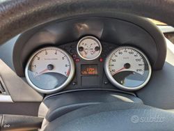 Nero Usata 2008 Peugeot 207 Due volumi | 2500 € (Molto cara)