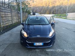 Blu Usata 2014 Ford Fiesta Due volumi | 6900 € (Buon prezzo)