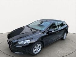 Nero Usata 2018 Volvo V40 Kinetic Tre volumi | 12.900 € (Buon prezzo)