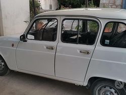 Bianco Usata 1982 Renault R4 Due volumi | 6000 €