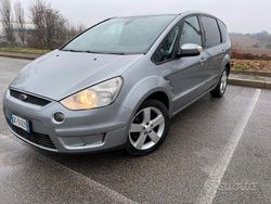 Grigio Usata 2007 Ford S-MAX Titanium Monovolume | 2400 € (Ottimo prezzo)