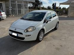 Bianco Usata 2016 Fiat Punto Tre volumi | 5000 € (Buon prezzo)