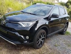 Nero Usata 2016 Toyota RAV4 Style SUV | 13.800 € (Cara)