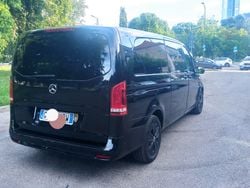 Nero Usata 2022 Mercedes Vito Furgone | 24.000 € (Molto cara)