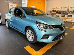 Azzurro Usata 2022 Renault Clio V Zen Due volumi | 15.450 € (Ottimo prezzo)