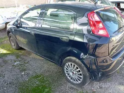 Usata 2009 Fiat Grande Punto Due volumi | 1800 € (Buon prezzo)