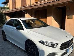 Bianco Usata 2022 Mercedes A180 Tre volumi | 25.000 € (Ottimo prezzo)