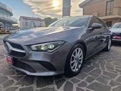 Grigio Usata 2022 Mercedes CLA200 Shooting Brake Business Station wagon | 28.800 € (Super prezzo)