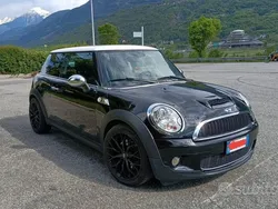 Nero Usata 2010 Mini Cooper S Due volumi | 10.900 € (Molto cara)