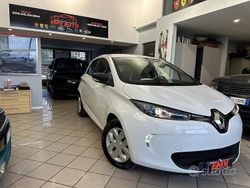 Bianco Usata 2019 Renault Zoe Life Due volumi | 9500 € (Buon prezzo)