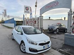 Bianco Usata 2016 Kia Ceed Due volumi | 6900 € (Ottimo prezzo)