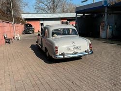 Grigio Usata 1990 Mercedes C180 Cabrio | 12.000 €