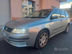 Grigio Usata 2005 Fiat Stilo Station wagon | 1500 € (Buon prezzo)