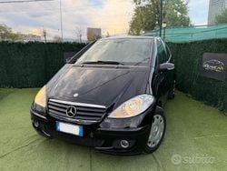 Nero Usata 2008 Mercedes A160 Tre volumi | 2400 € (Ottimo prezzo)
