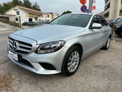 Argento iridio metallizzato Usata 2019 Mercedes C180 Business Tre volumi | 20.880 € (Buon prezzo)