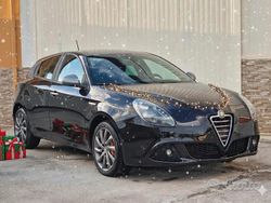 Nero Usata 2013 Alfa Romeo Giulietta Tre volumi | 6500 € (Molto cara)
