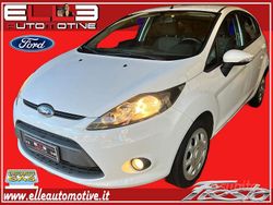 Bianco Usata 2010 Ford Fiesta Due volumi | 3990 € (Buon prezzo)