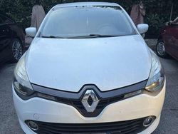 Bianco Usata 2014 Renault Clio IV Tre volumi | 6200 € (Cara)
