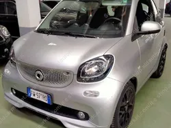 Grigio Usata 2019 Smart ForTwo Coupé Superpassion Due volumi | 17.900 € (Buon prezzo)