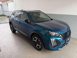 Blu/azzurro Nuova 2025 Peugeot 2008 Allure SUV | 23.900 € (Cara)