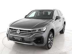 Grigio Usata 2019 VW Touareg Advance SUV | 29.600 € (Buon prezzo)