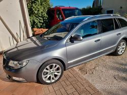 Argento Usata 2010 Skoda Superb Elegance Station wagon | 11.500 € (Cara)