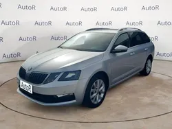 Argento Usata 2019 Skoda Octavia G-TEC Executive Station wagon | 9950 € (Buon prezzo)