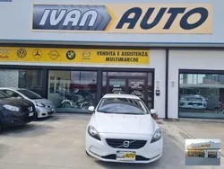 Bianco Usata 2014 Volvo V40 R-Design Station wagon | 7700 € (Ottimo prezzo)