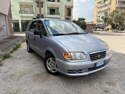 Grigio Usata 2005 Hyundai Trajet Dynamiq Monovolume | 1499 €