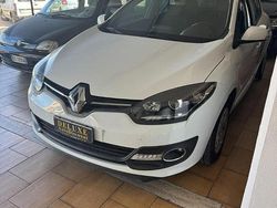 Bianco Usata 2015 Renault Mégane Tre volumi | 5999 €