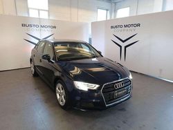 Verde petrolio / metallizzato Usata 2017 Audi A3 Business Tre volumi | 23.450 € (Molto cara)