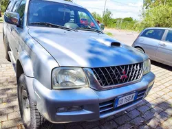 Grigio Usata 2003 Mitsubishi L200 Pick-up | 10.500 € (Ottimo prezzo)