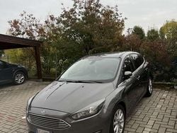 Usata 2016 Ford Focus Titanium X Tre volumi | 7800 € (Buon prezzo)