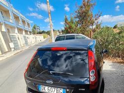 Usata 2008 Ford Fiesta Ghia Due volumi | 1950 € (Ottimo prezzo)