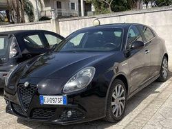 Usata 2011 Alfa Romeo Giulietta Tre volumi | 7500 € (Buon prezzo)