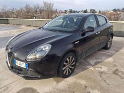 Nero Usata 2016 Alfa Romeo Giulietta Super Tre volumi | 7500 € (Buon prezzo)