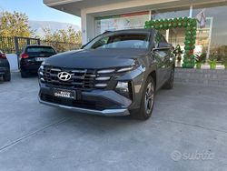 Grigio Usata 2024 Hyundai Tucson SUV | 28.900 € (Buon prezzo)