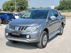 Grigio Usata 2016 Mitsubishi L200 Intense Pick-up | 19.000 € (Ottimo prezzo)