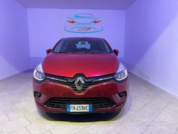 Bordeaux Usata 2017 Renault Clio IV Tre volumi | 8690 € (Buon prezzo)