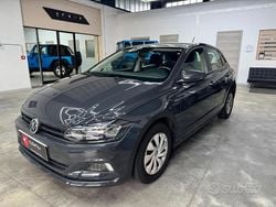Grigio Usata 2018 VW Polo Trendline Tre volumi | 9900 € (Buon prezzo)