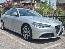 Argento Usata 2019 Alfa Romeo Giulia Executive Tre volumi | 18.000 € (Ottimo prezzo)