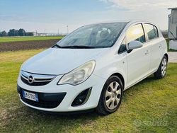 Bianco Usata 2012 Opel Corsa Edition Tre volumi | 3200 € (Buon prezzo)