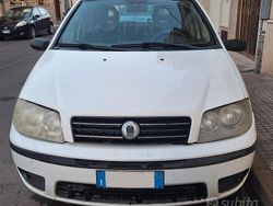 Bianco Usata 2006 Fiat Punto Due volumi | 1200 € (Buon prezzo)