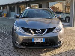 Grigio Usata 2015 Nissan Qashqai Acenta SUV | 13.500 € (Buon prezzo)