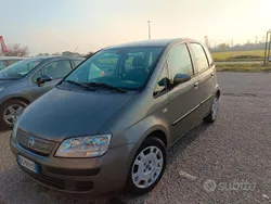 Usata 2006 Fiat Idea Monovolume | 3650 €