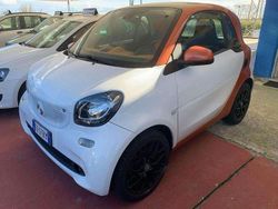 Bianco Usata 2016 Smart ForTwo Coupé Edition #1 Due volumi | 8200 € (Ottimo prezzo)