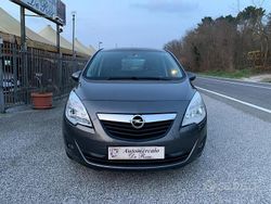 Grigio Usata 2012 Opel Meriva Monovolume | 5500 € (Buon prezzo)