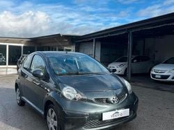 Grigio Usata 2006 Toyota Aygo Due volumi | 1990 € (Buon prezzo)
