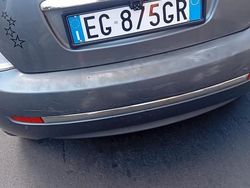 Grigio Usata 2011 Lancia Ypsilon Due volumi | 3500 €