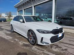 Alpinweiss pastello Usata 2024 BMW 320 M Sport Tre volumi | 44.600 € (Buon prezzo)